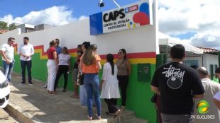 Depois de reformado em requalificado, prefeito Heldinho entregou novo CAPS, em Euclides da Cunha.